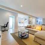 Perfect For Solo Travelers & Couple Διαμέρισμα *